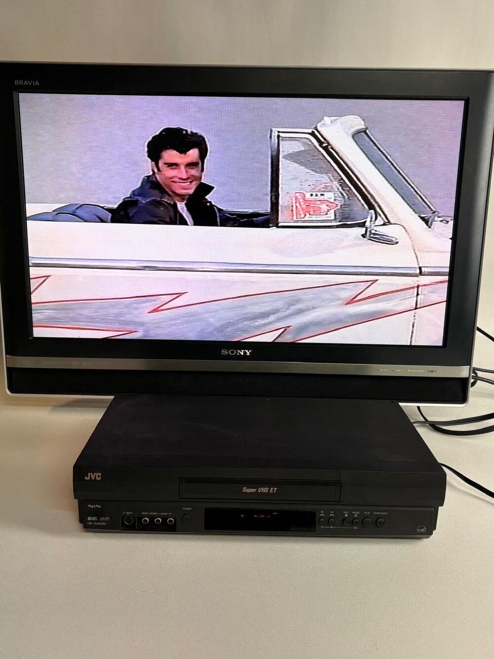 JVC HR-S2902U Super VHS ET S-VHS Hi-Fi VHS Player S-Video Composite - No Remote